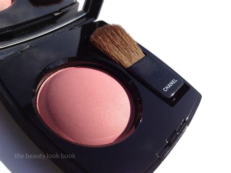 chanel rose initiale vs pink explosion|JOUES CONTRASTE Powder blush 72 .